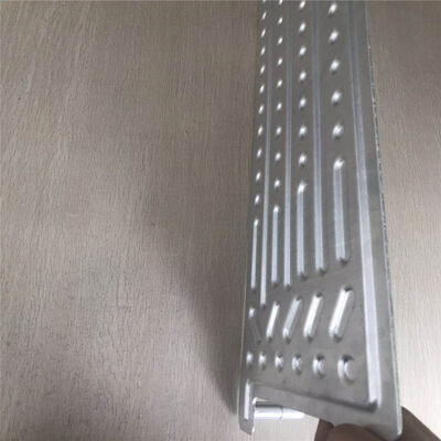 کیفیت مبادله حرارتی وسایل نقلیه الکتریکی از صفحه خنک کننده آب بریزینگ آلومینیومی استفاده می کند کارخانه